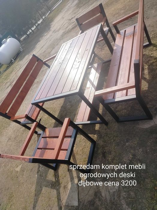 Stół ławki krzesła