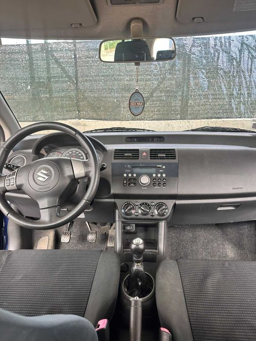 Carro SUZUKI 2009 Swift