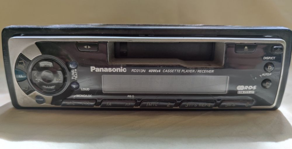 Radiomagnetofon Panasonic RD313N 4x40W