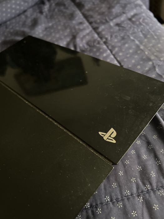 Vendo playstation 4