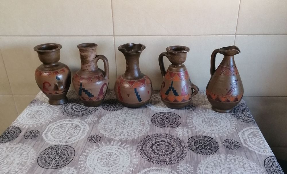 Jarras decorativas de barro