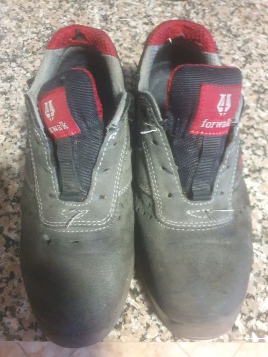 Sapatos biqueira aço