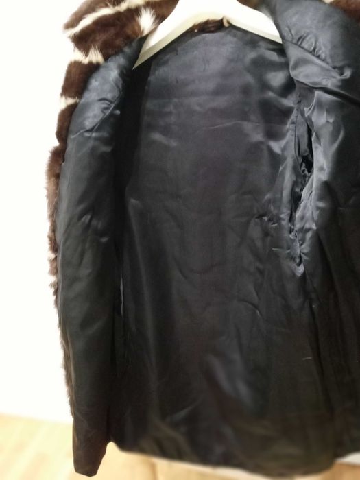 Casaco comprido em pelo Natural , nunca usado, Novo. NY