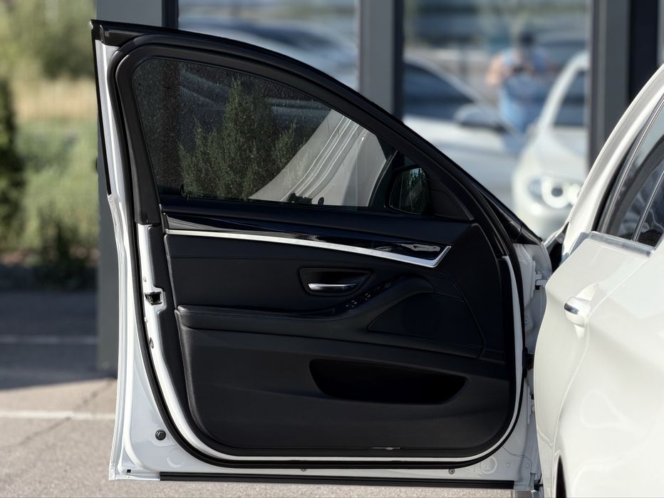 BMW 5 Series 2016 VIN WBA5A310X0G368810 фото оголошення 17 з 24