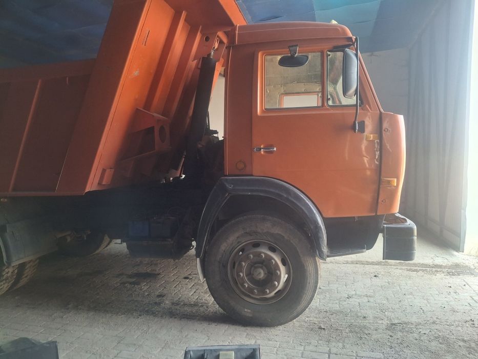 автомбіль камаз 53229