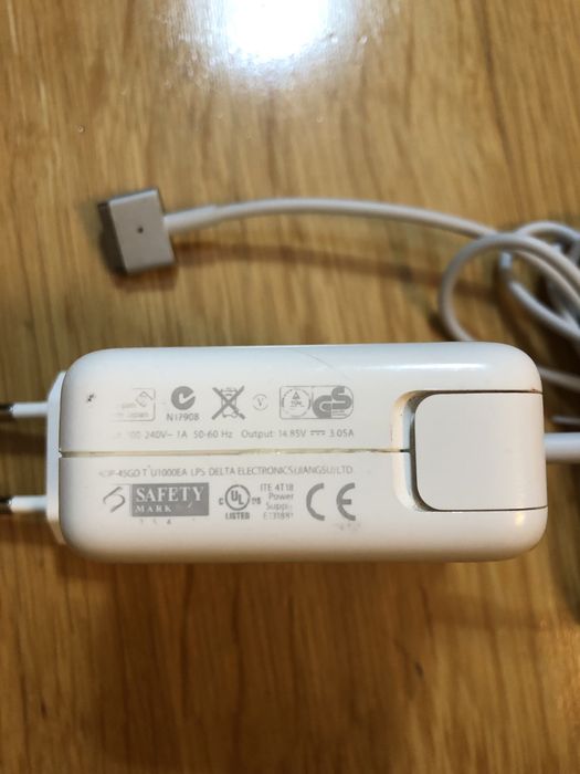 Carregador Apple Macbook Magsafe 2 45W