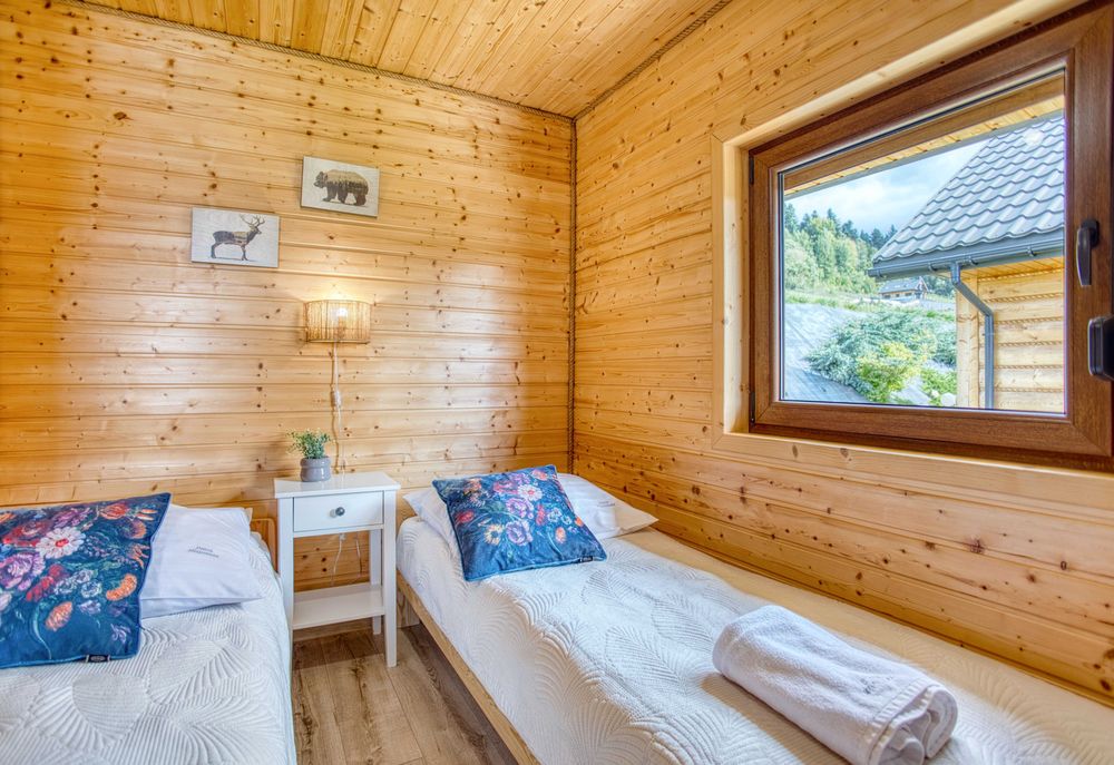 Domki z jacuzzi Bieszczady | Solina | Zawóz | prywatne jacuzzi na wyłą