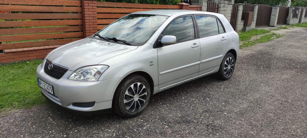 Toyota Corolla e12
