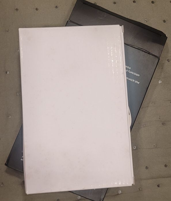 Mini Keyboard (like new)64309885097858122