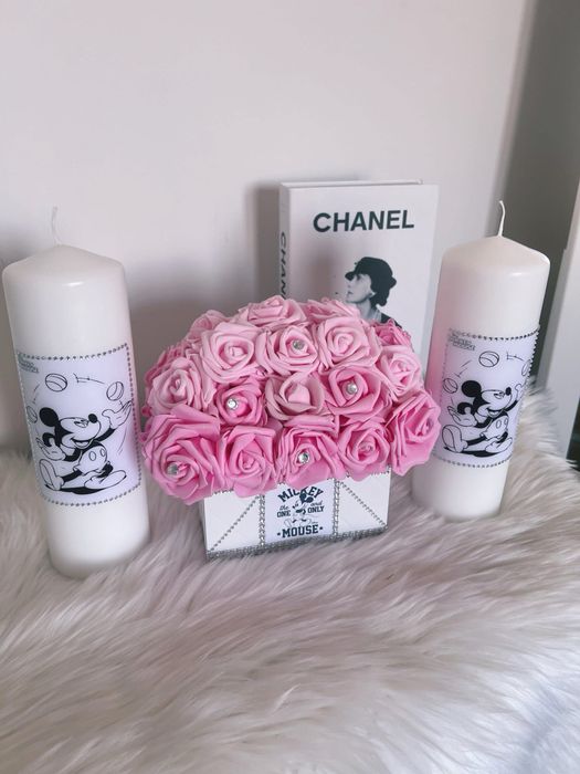 Flower Box z róż piankowych dekoracja glamour Chanel Versace prezent