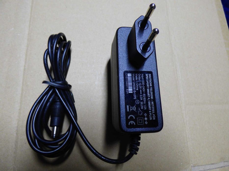 Електрошрот 12В 12V 3.0A 36W Блок Deutsche Telekom блок живлення black