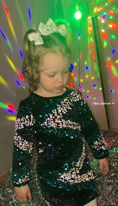 Нарядне плаття на дівчинку 2-3 роки