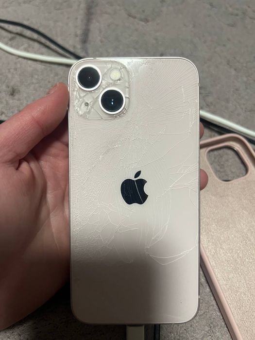 Продам 13 айфон 128 гб