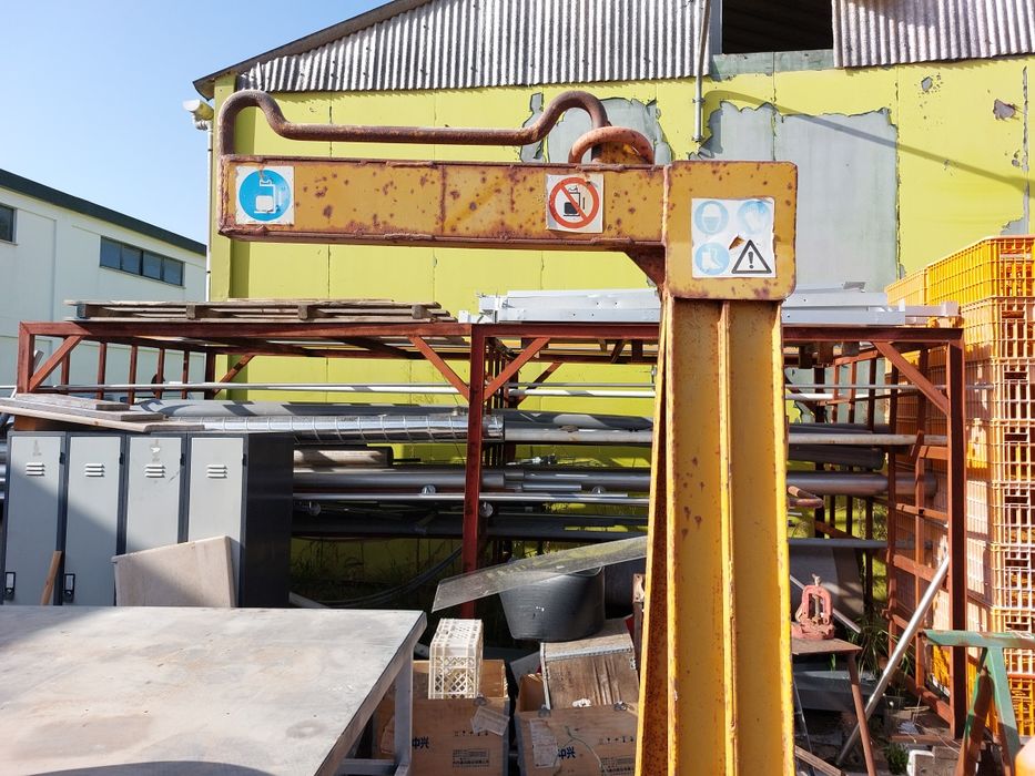 Porta Paletes Grua Certificado 1800Kg