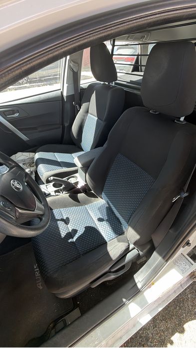 Toyota Auris | 2 lugares