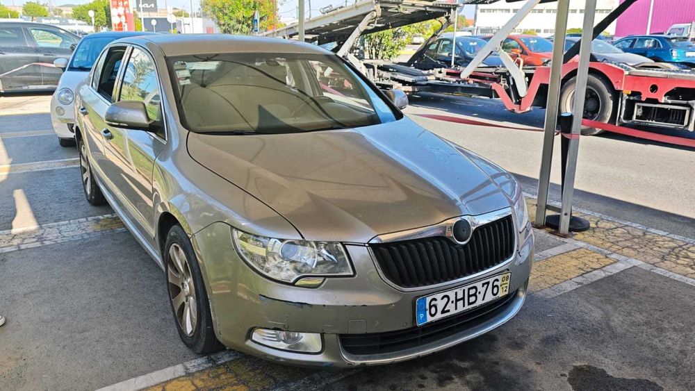 Skoda Superb 2008 Automático (TDI) - Apenas 98.000 km