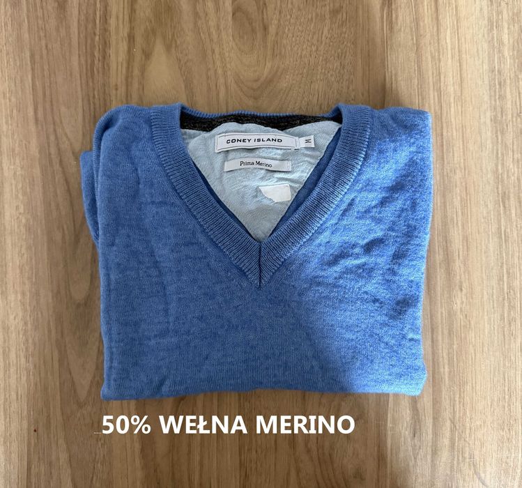 Sweter męski w serek z wełny z merynosa M niebieski