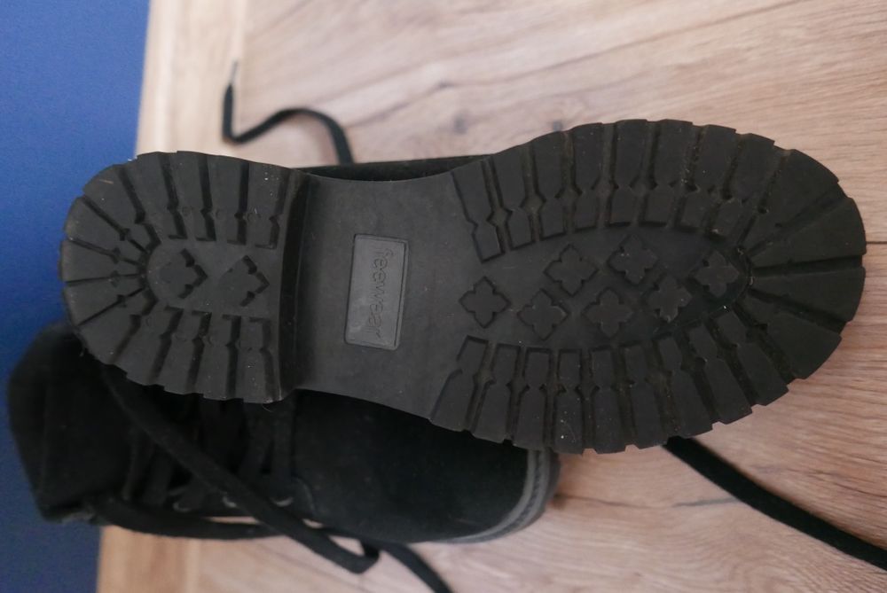 Feewear Buty 38 czarne trapery