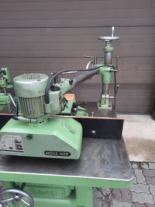 Фрезерний верстат Comag