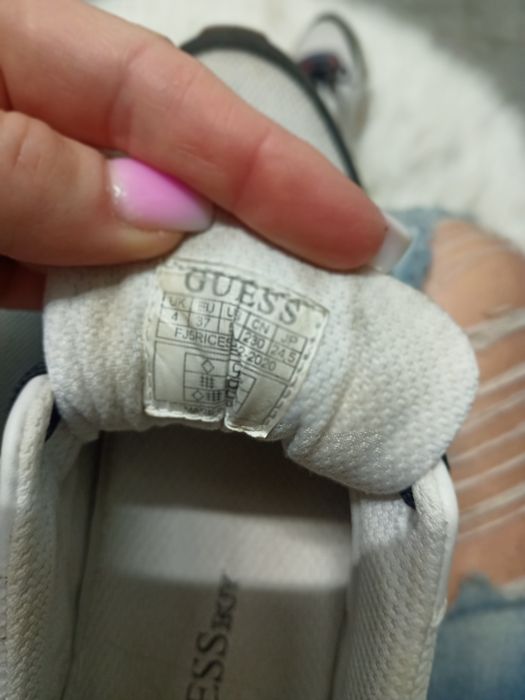 Buty Guess rozmiar 37 damskie, młodzieżowe, chłopięce