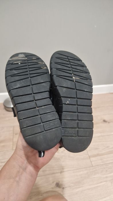 кросівки на хлопчика clarks