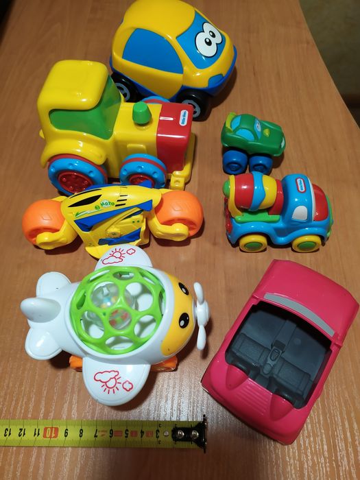 Игрушки машинки тачки Little Deer Chicco