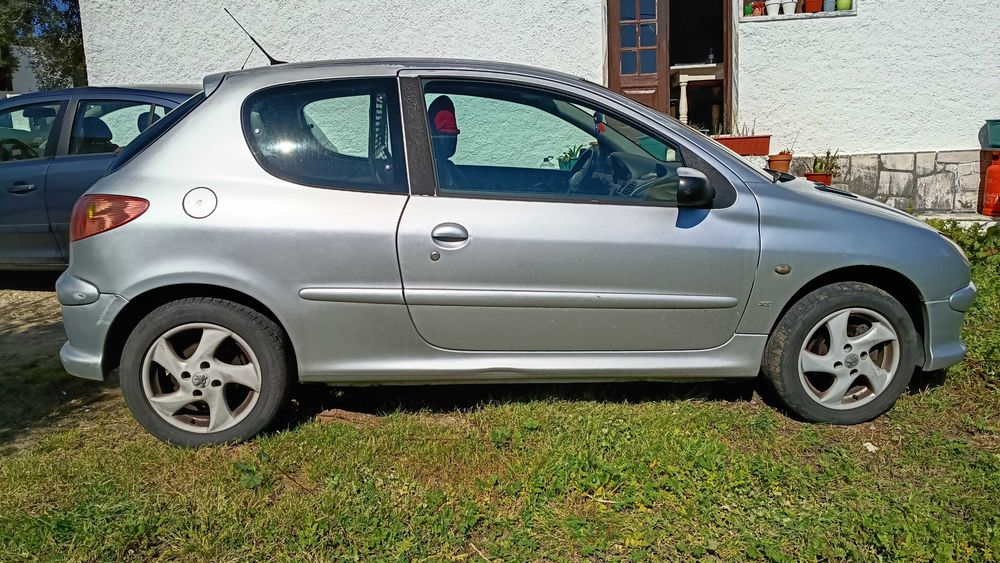 Peugeot 206 1.6 HDi XS (110CV)