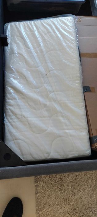 Prática cama para bebés / crianças até 5 anos com cadeira de refeições