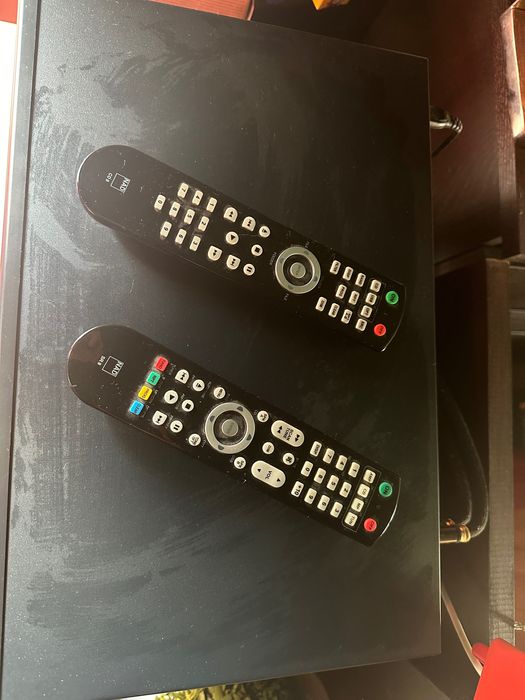 NAD amplituner oraz odtwarzacz CD