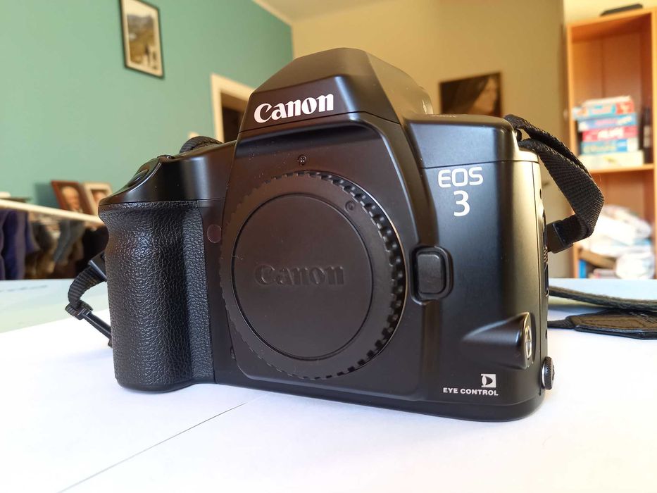 Canon EOS 3 lustrzanka analogowa