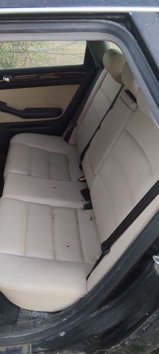Audi A6 Avant  com avaria para venda