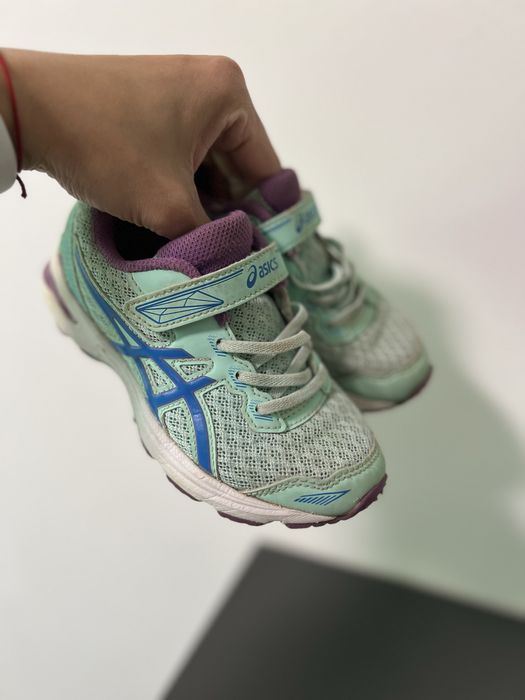 Кросівки Asics дитячі