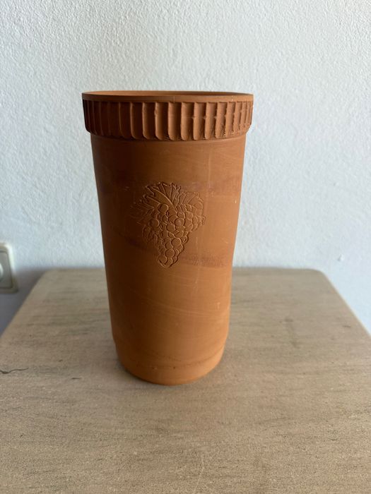 Refrescador de vinho em barro