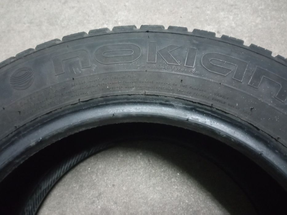 Pneu nokian NRE 205-60R15