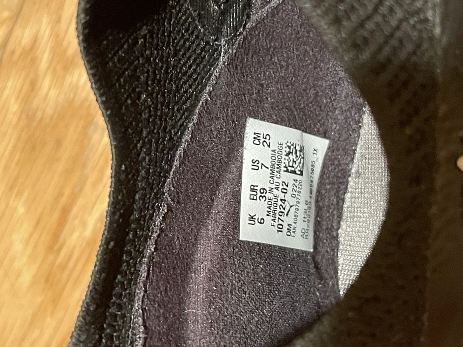 Chuteiras de futebol Puma Future 7 N.39, novas