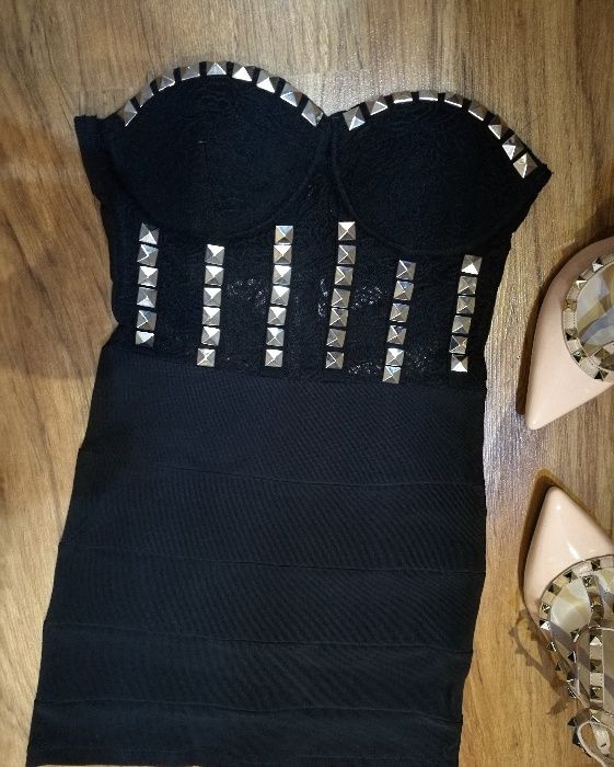 Sukienka czarna Koronka ćwieki Bandage Push-up xs xxs