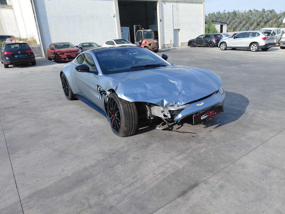 Aston Martin Vantage V8 2018 Nacional