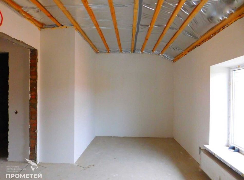 Продам 2 поверховий таунхаус в районі Агрономічне