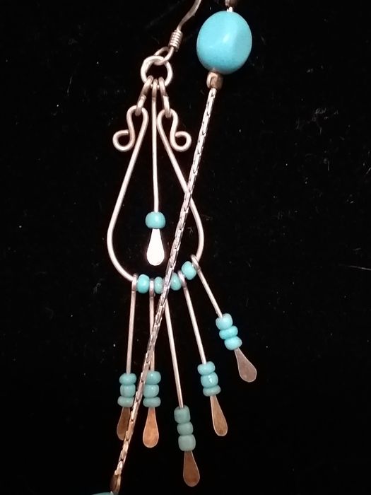 Conjunto de colar e brincos  em prata com pedras azul turquesa
