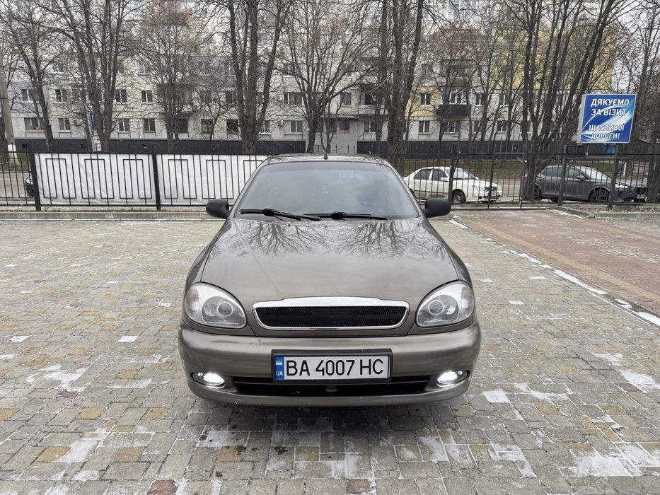 Продам ЗАЗ Lanos 2011 року(коробка автомат)