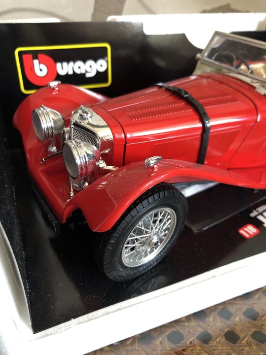 Модель Авто Jaguar Burago