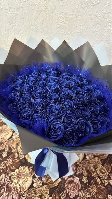 В НАЛИЧИИ Букет роз, 51 роза из атласной ленты