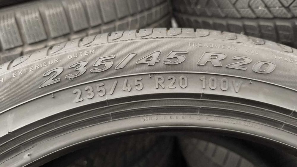 4 sztuki opony lato 235/45/20 Pirelli 100VXL (OL697/OH)