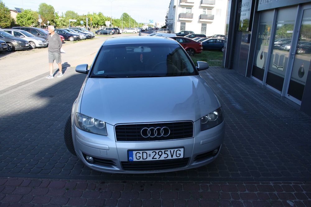 audi A3 8P 2003r 1.6mpi,3 drzwi,ładny