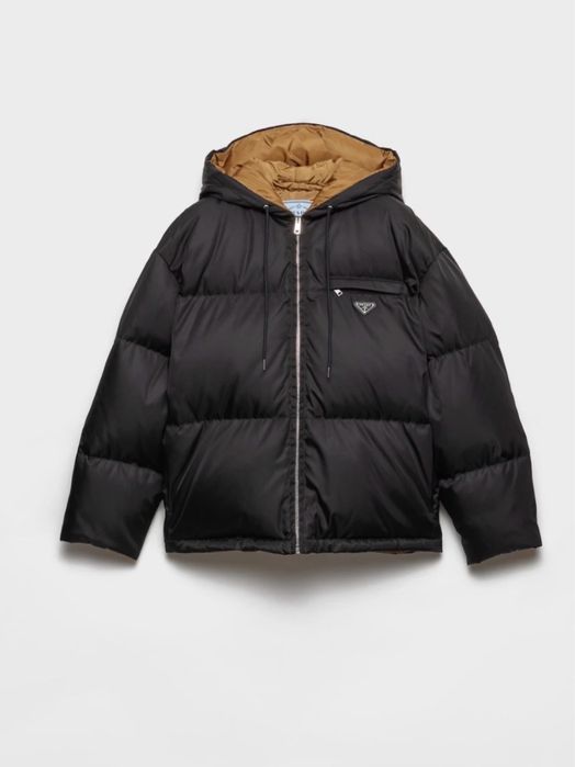 Prada куртка 40 размер нова