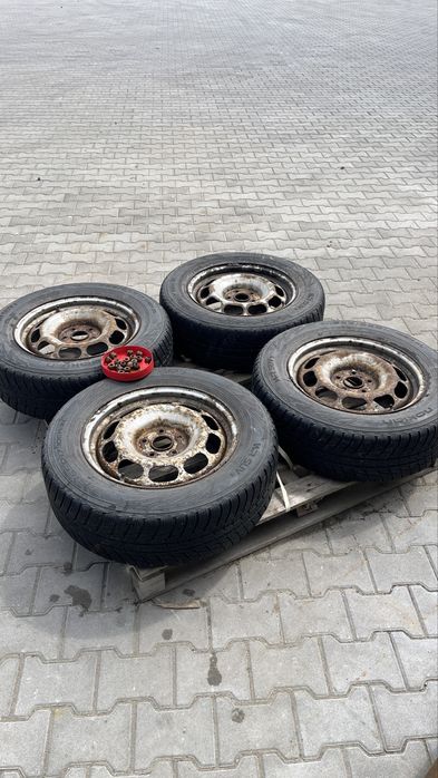 Felgi stalowe TOYOTA + nakrętki