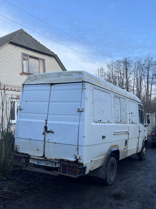 Продам Mercedes T2 609D