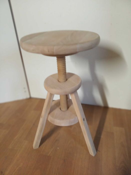Stołek obrotowy drewniany taboret z regulacją