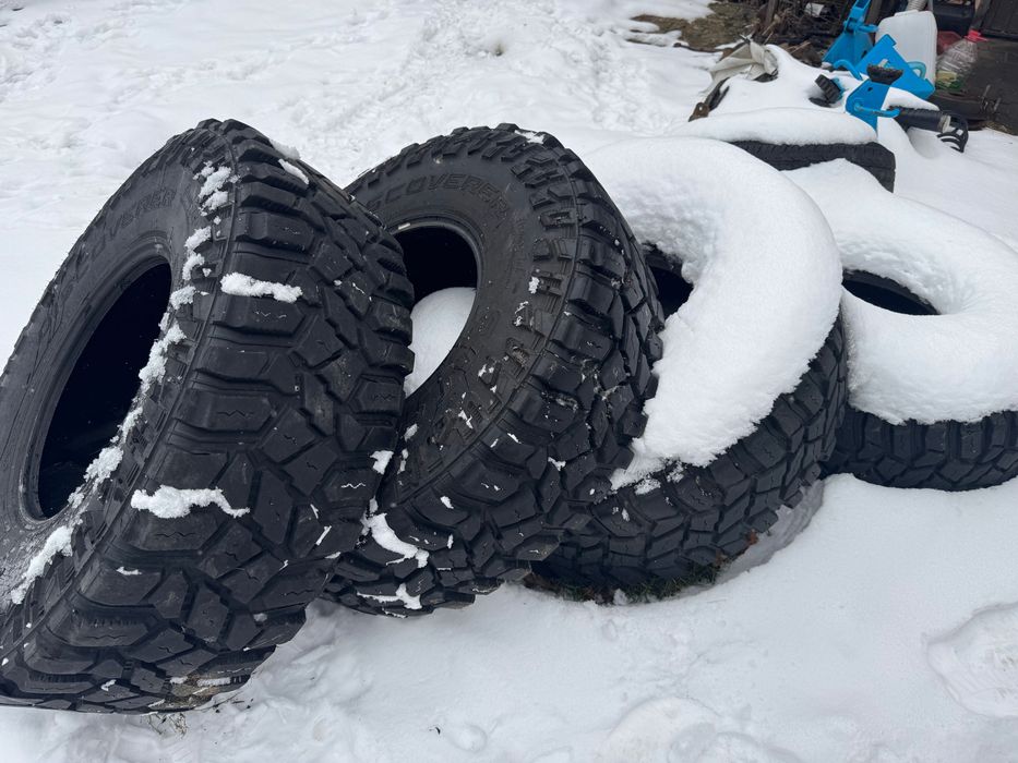 Opony cooper stt pro 37.12.5r17