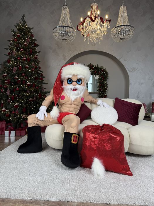 Новорічний Санта стриптизер